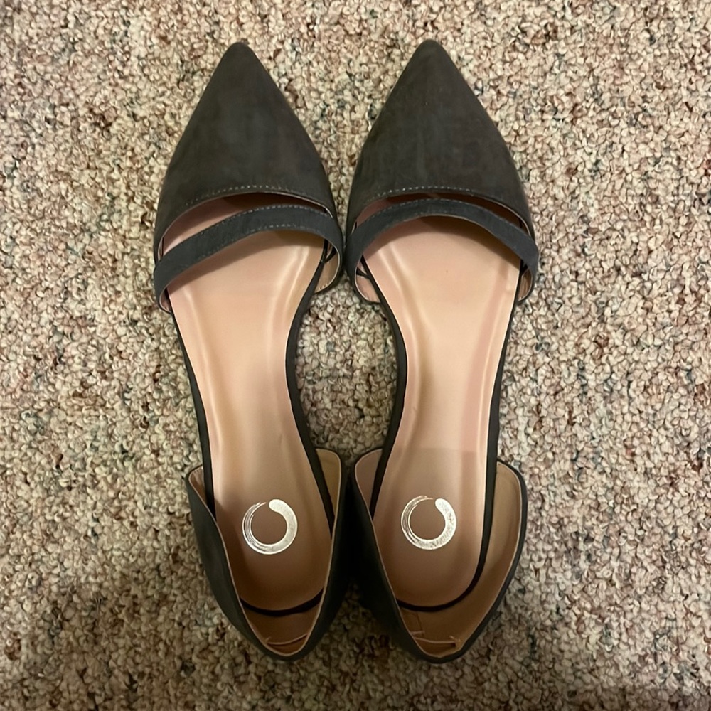 Grey Pointy Flats NEW/OUT OF BOX